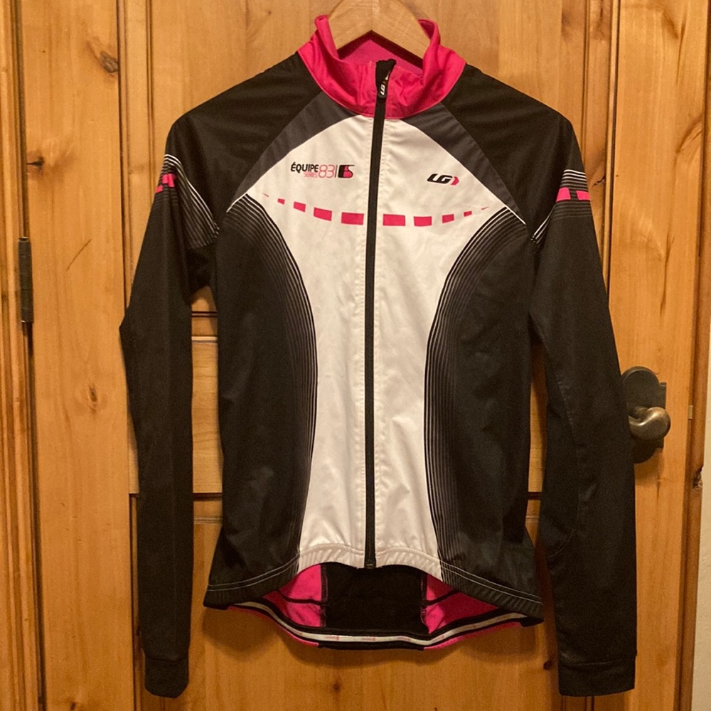 Woman’s Garneau bike jacket